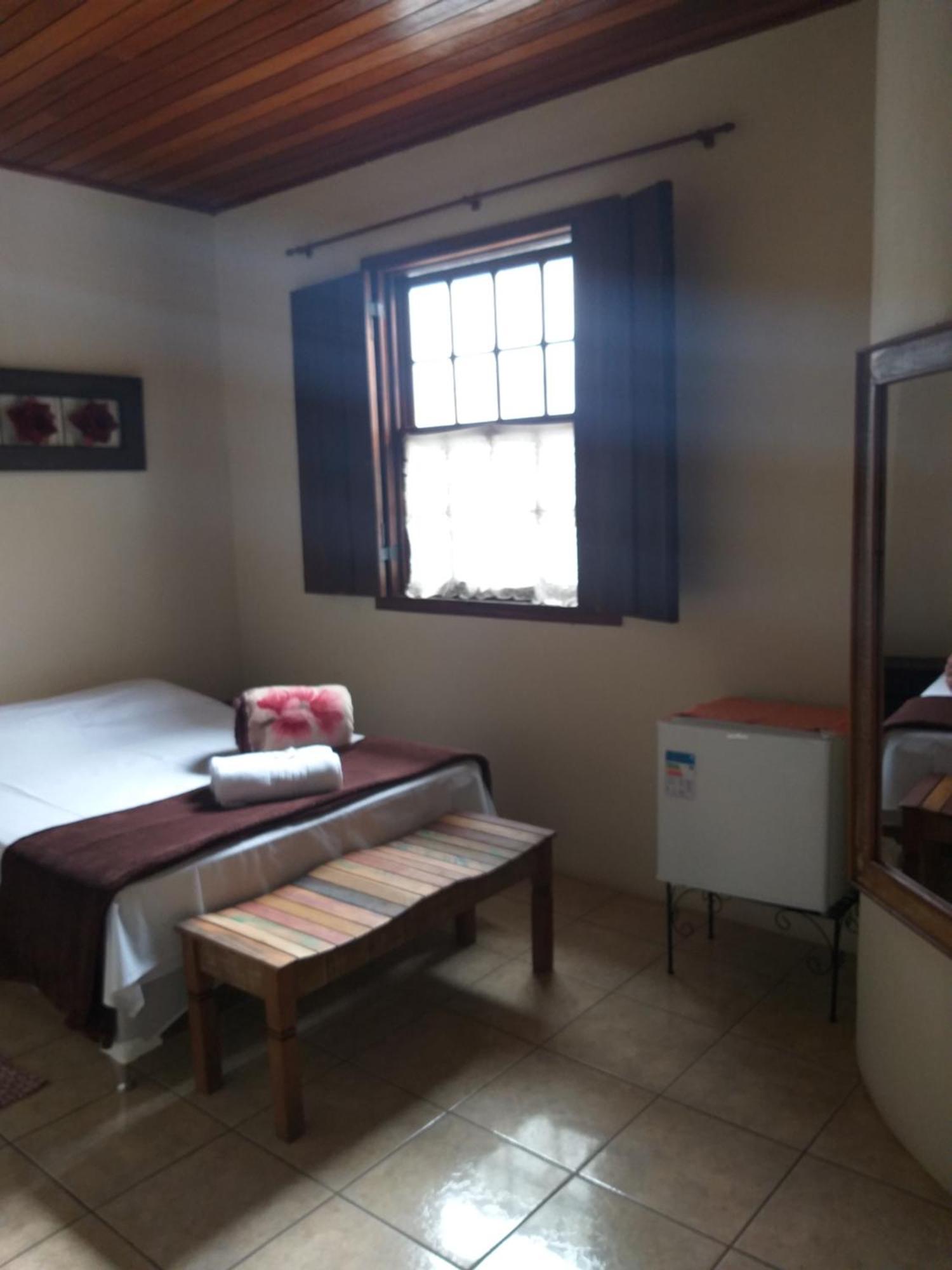 Suites Doce Jasmim Tiradentes Bilik gambar